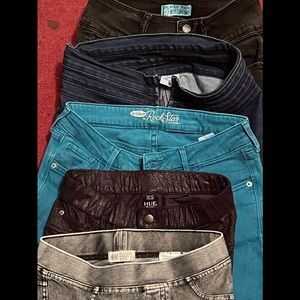 Lot of 5 jeans, some leggings all straight/skinny leg.  Sizes 1-3.